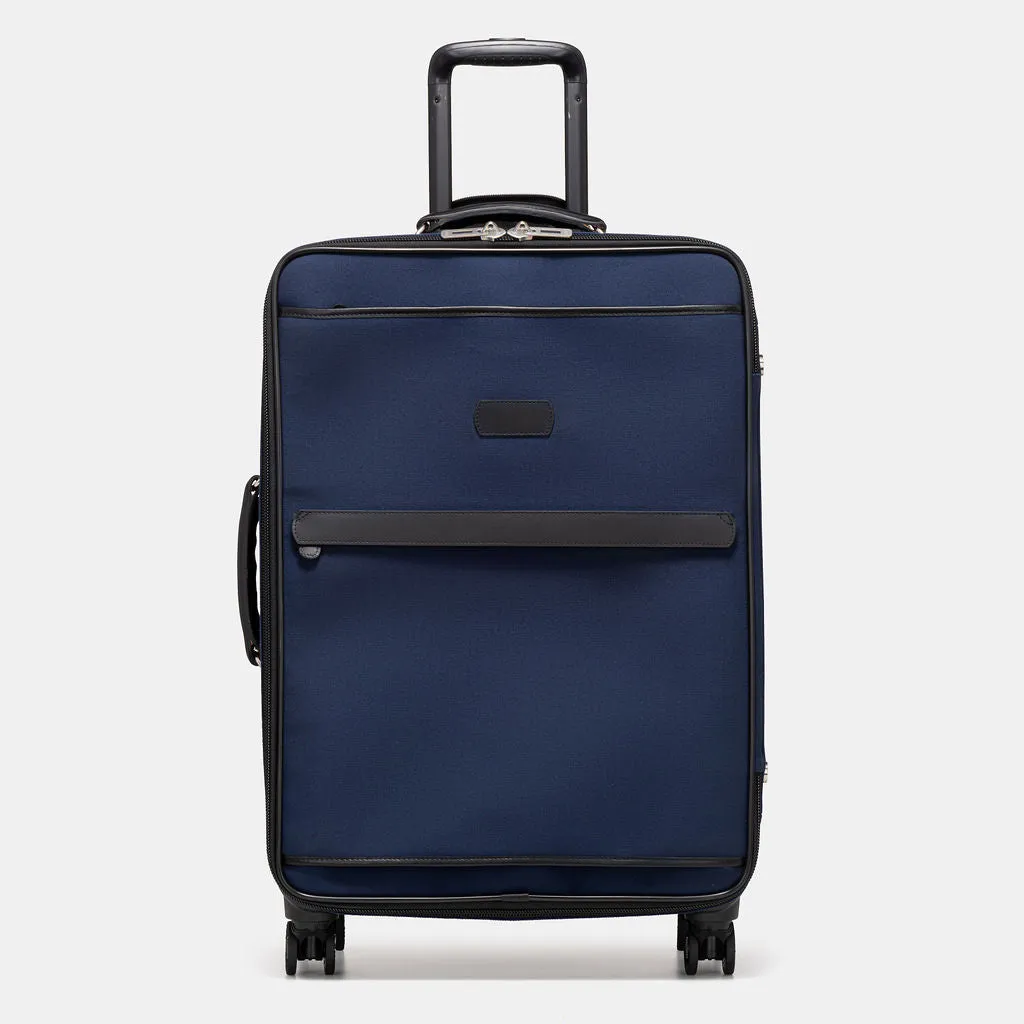 26" Lightweight Wheeled Case