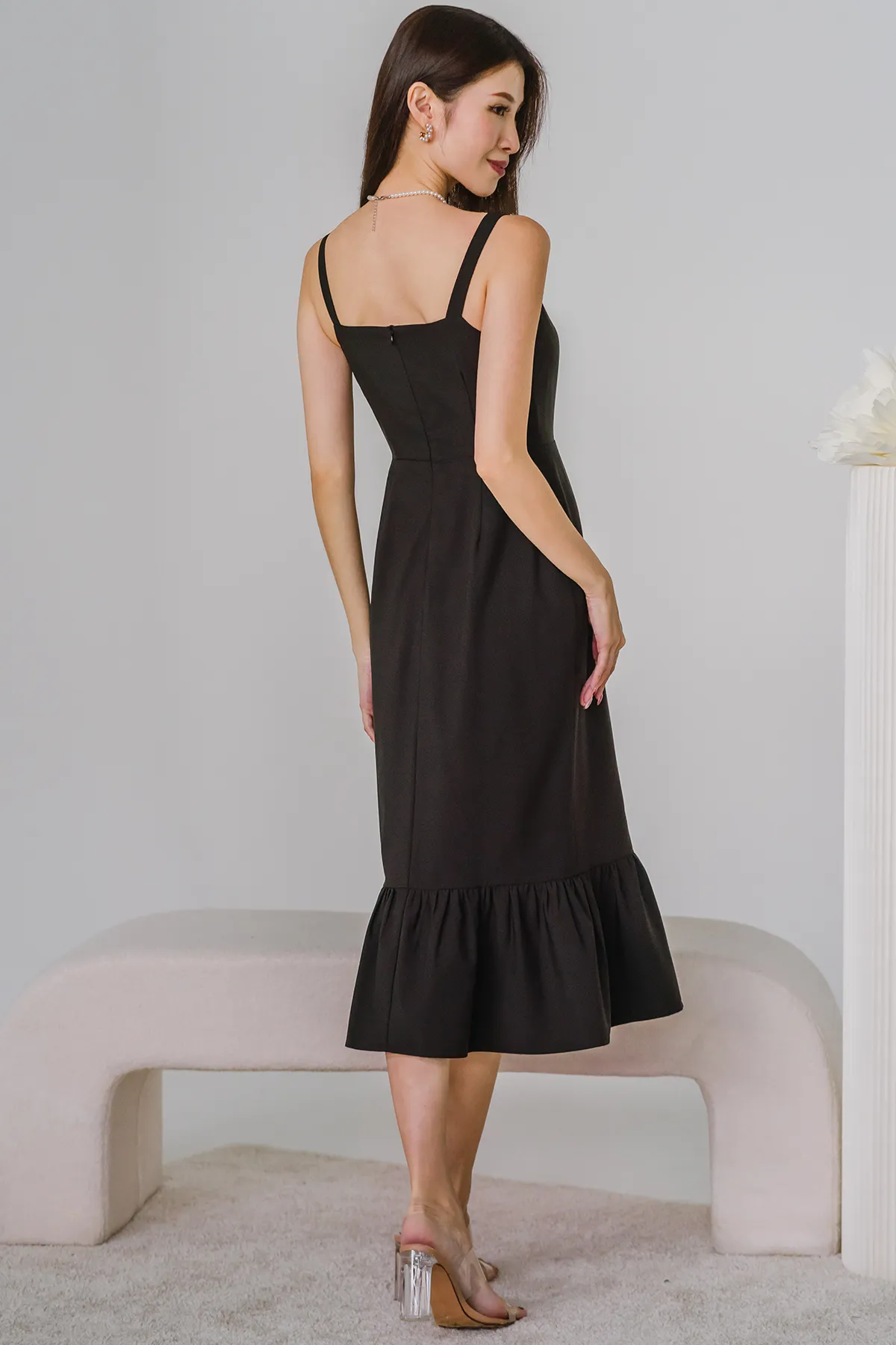 Ballet of Petal Midi Dress (Black)