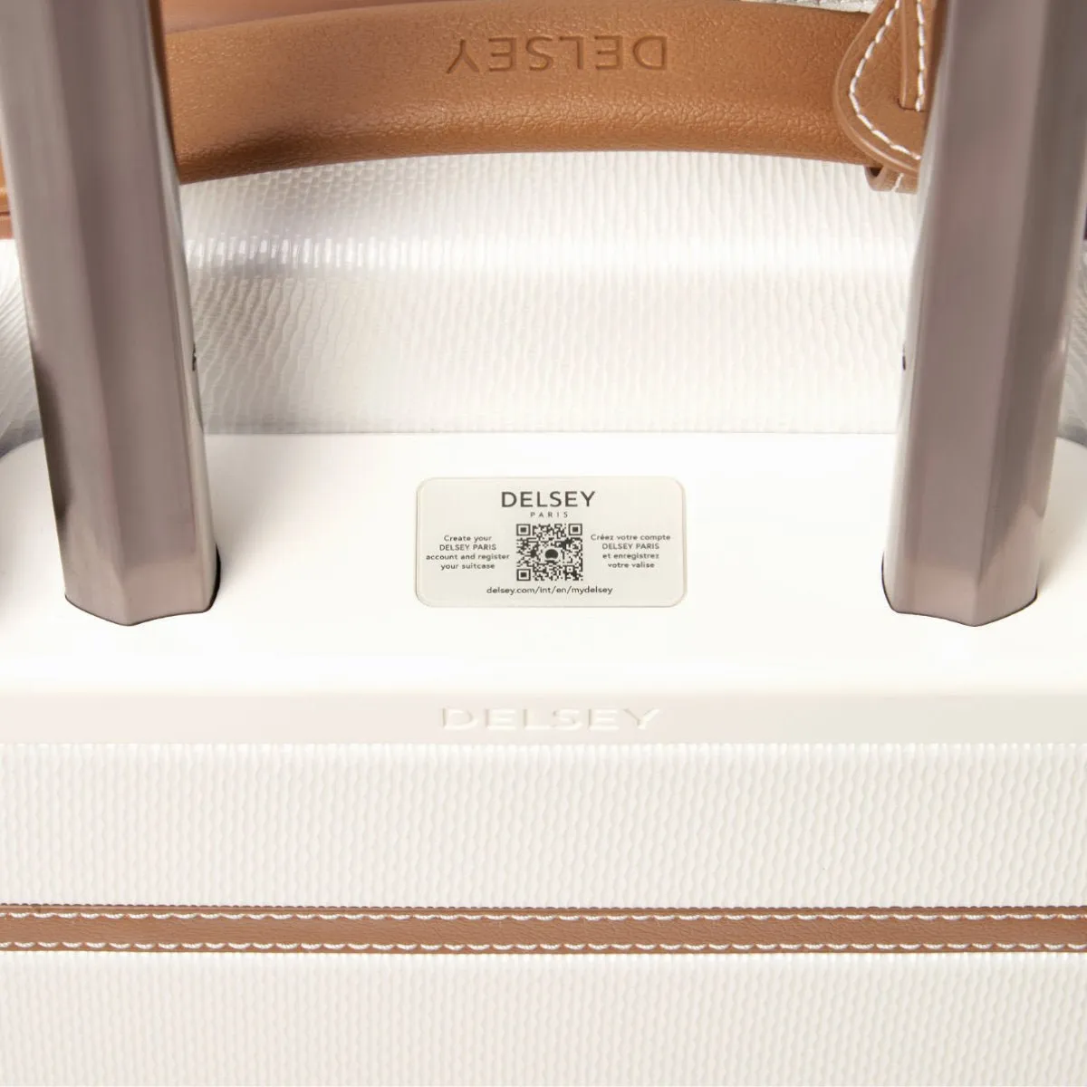 Delsey Chatelet Air 2.0 82cm 4DW Trolley Case | Angora