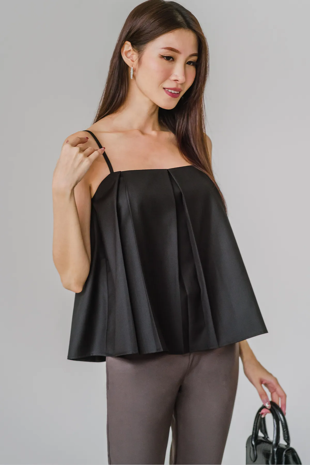 Lissom Pleated Top (Black)