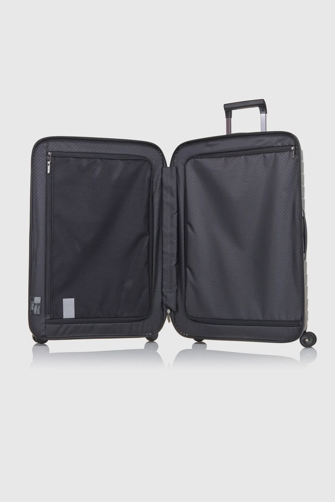 Proxis Check-In 81cm Suitcase