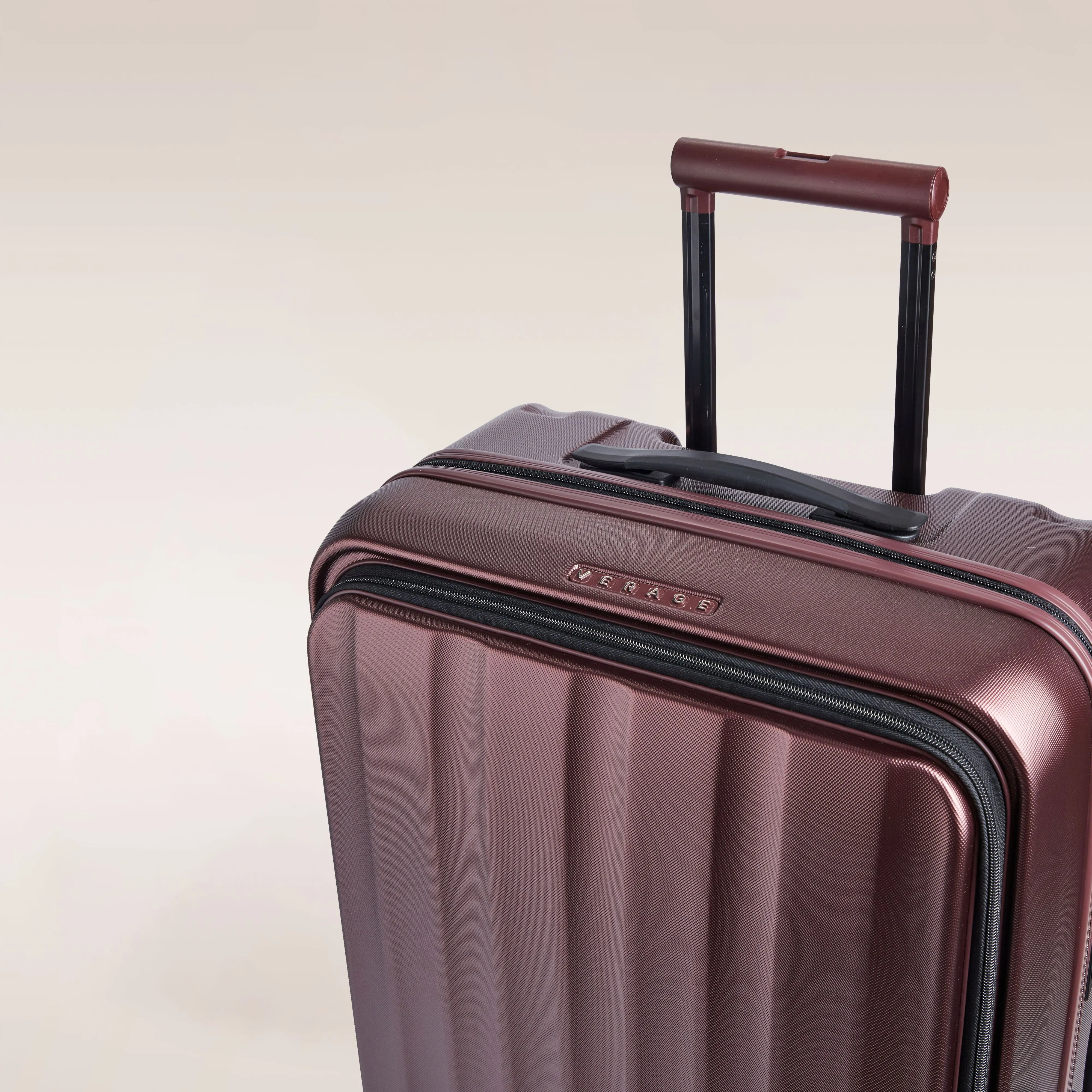 Verage® Greenwich 25" Medium Hardside Expandable Spinner Luggage