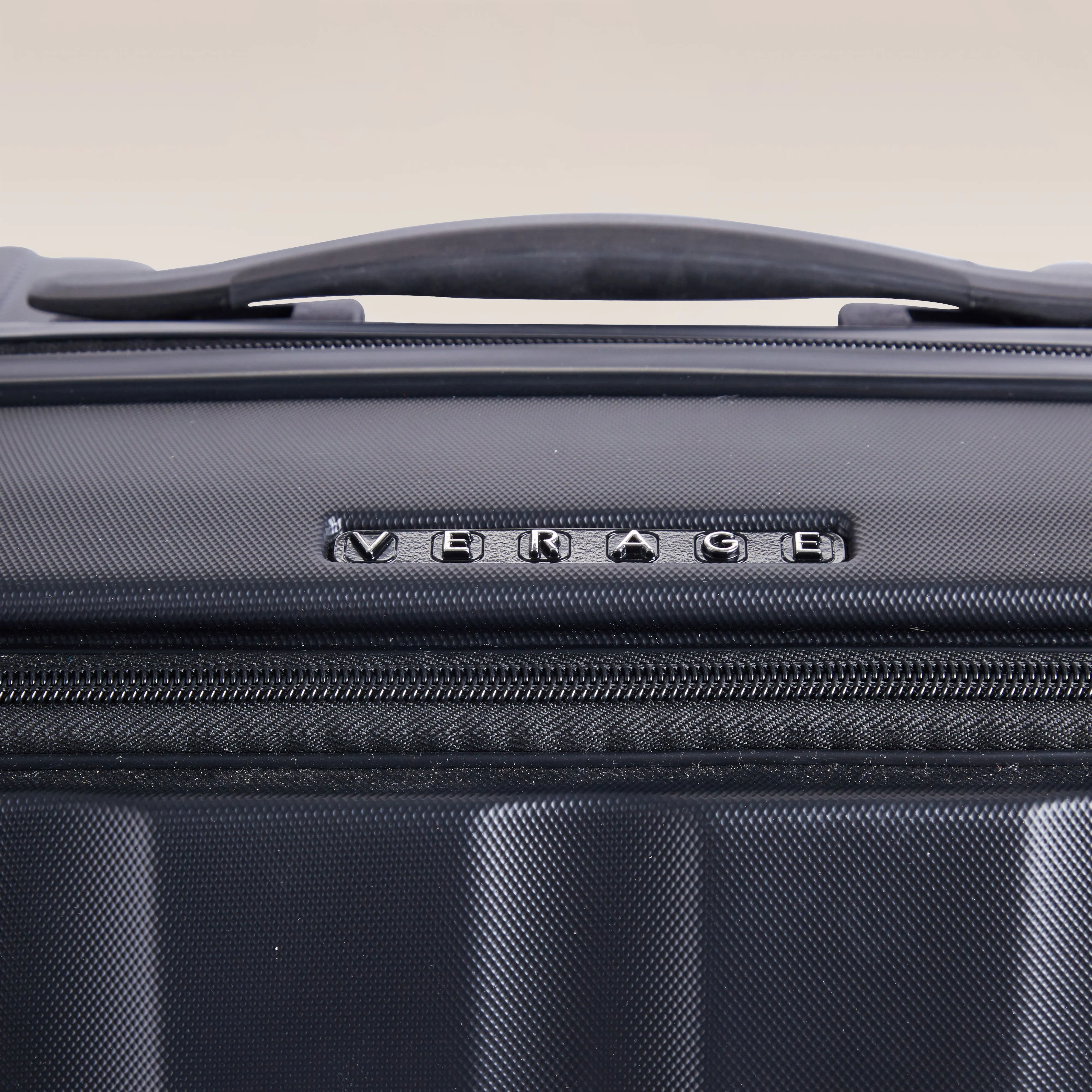Verage® Greenwich 25" Medium Hardside Expandable Spinner Luggage