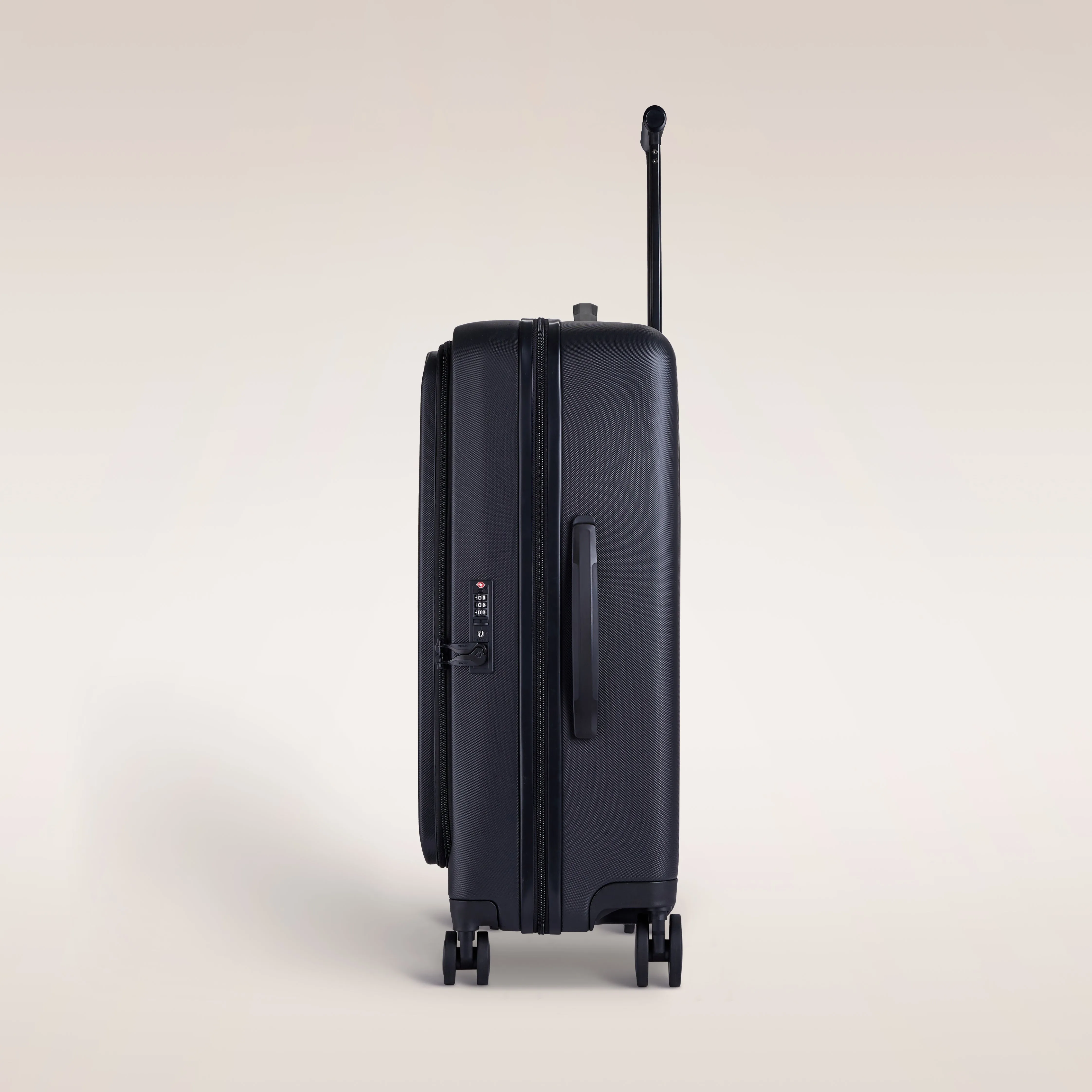 Verage® Greenwich 25" Medium Hardside Expandable Spinner Luggage